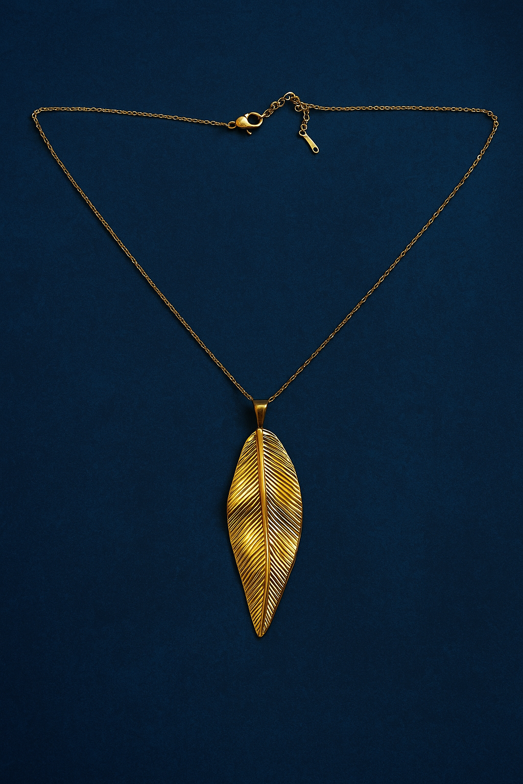 Anti Tarnish Everyday Jewellery - Big Leaf Pendant