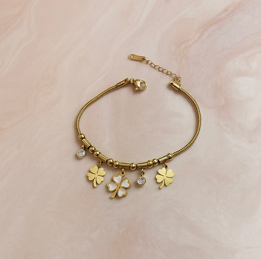 Anti Tarnish Everyday Bracelet - Clover Leaf