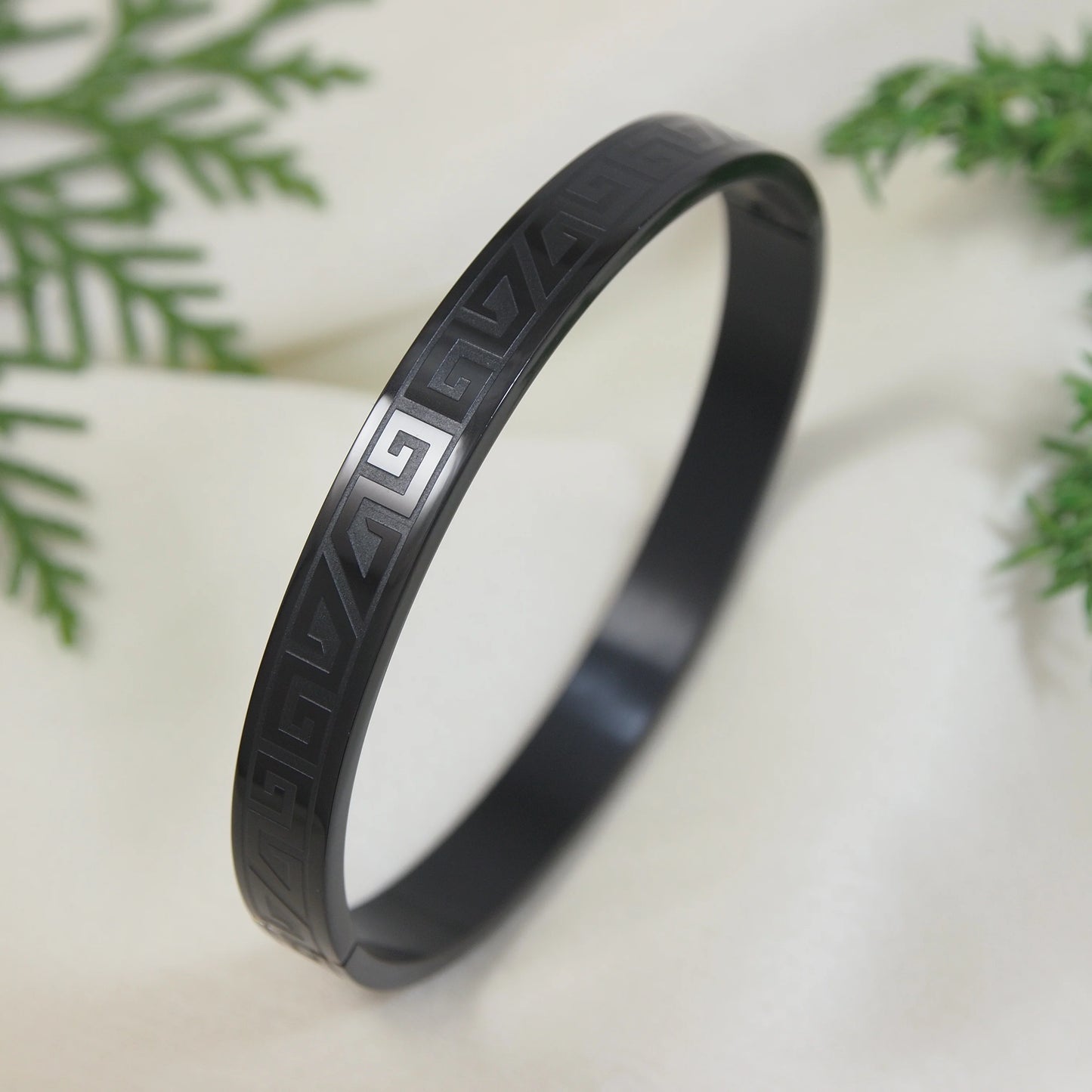 Premium Anti Tarnish Stainless Steel Jewellery for Everyday - Men Kada