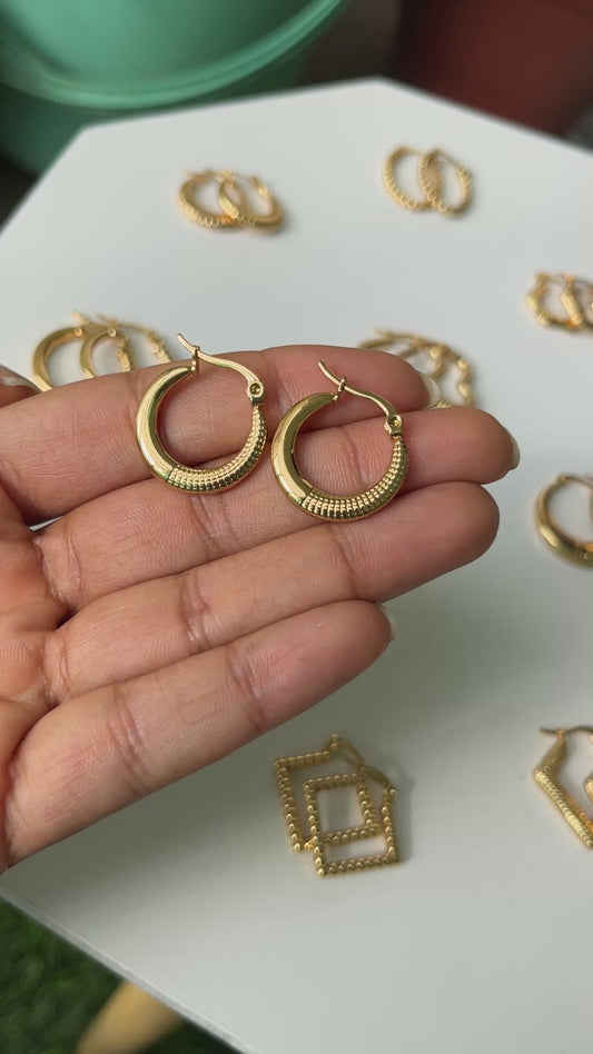 Anti Tarnish Hoop Earring - Circle